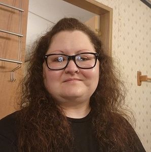 Meet your Posher, Carrie